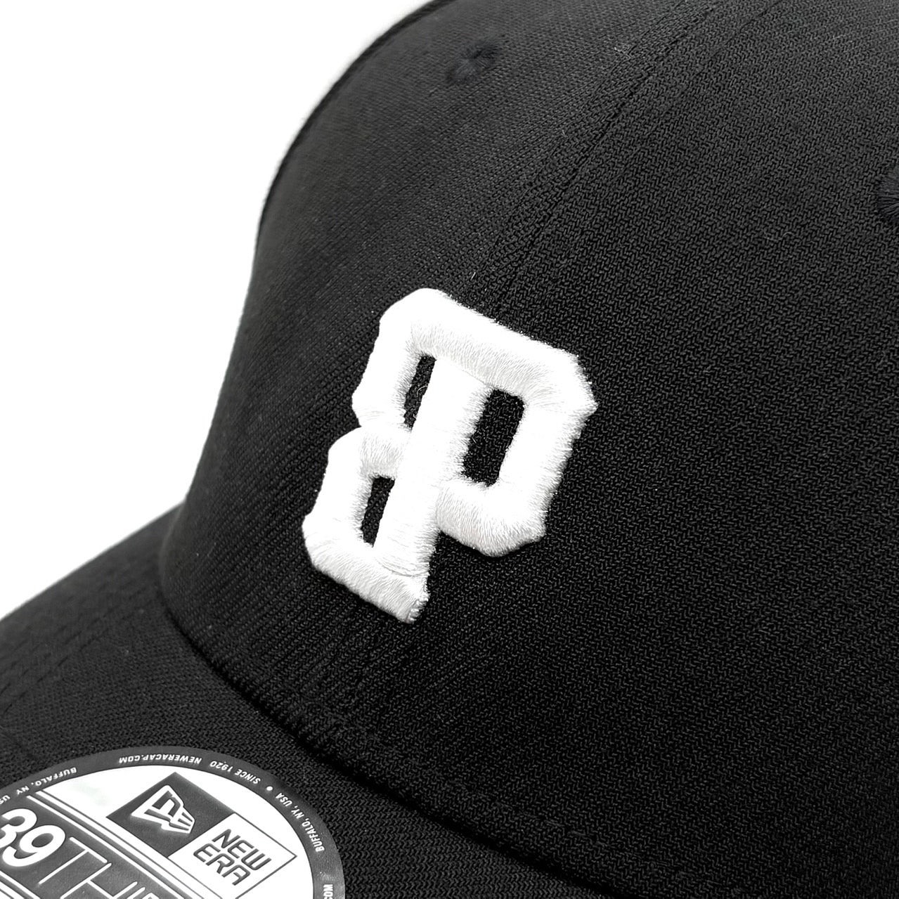 BP 39THIRTY BLACK x WHITE