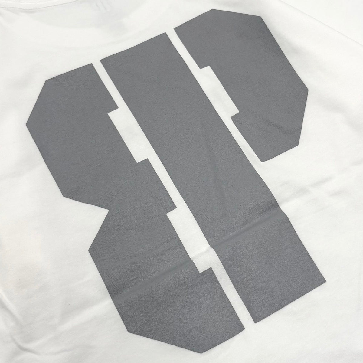 BP LOGO TEE WHITE